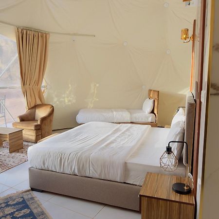 Rum Four Mountain Luxury Camp Ваді-Рам Екстер'єр фото