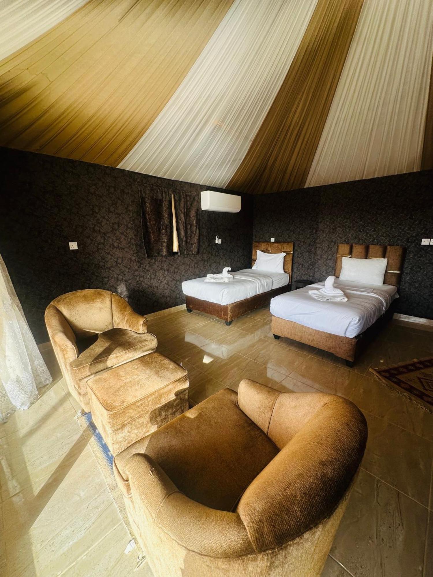 Rum Four Mountain Luxury Camp Ваді-Рам Екстер'єр фото