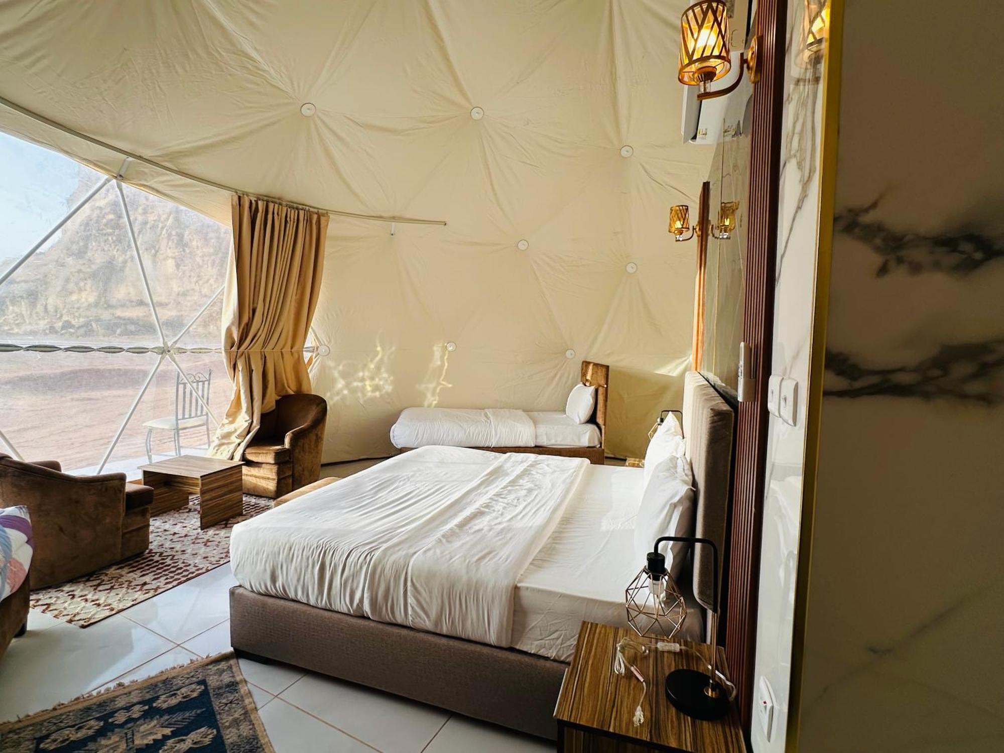 Rum Four Mountain Luxury Camp Ваді-Рам Екстер'єр фото