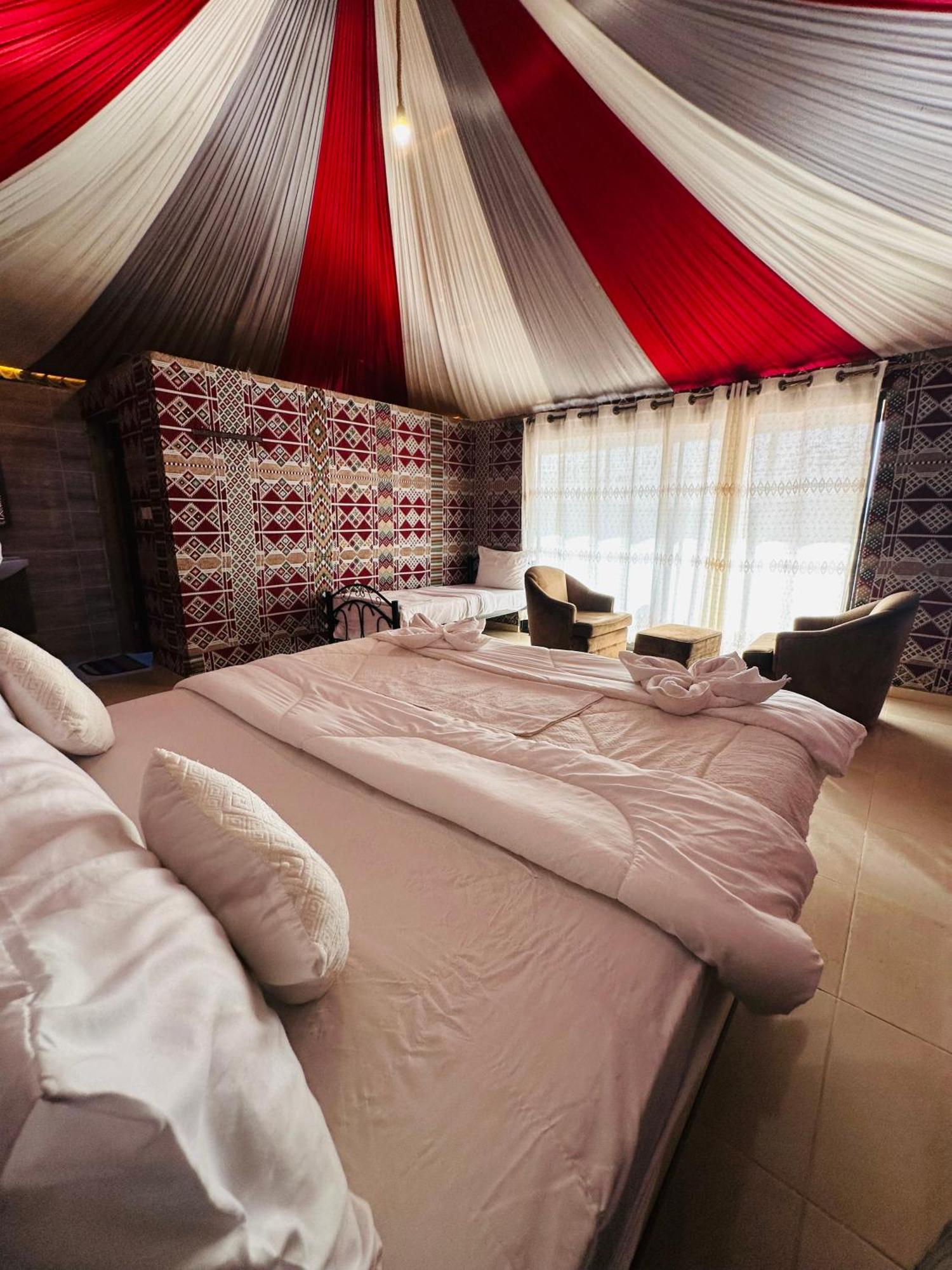 Rum Four Mountain Luxury Camp Ваді-Рам Екстер'єр фото